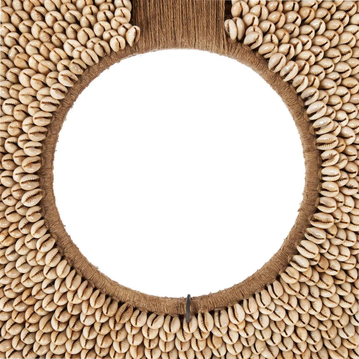 Réunion Shell on Stand - Natural