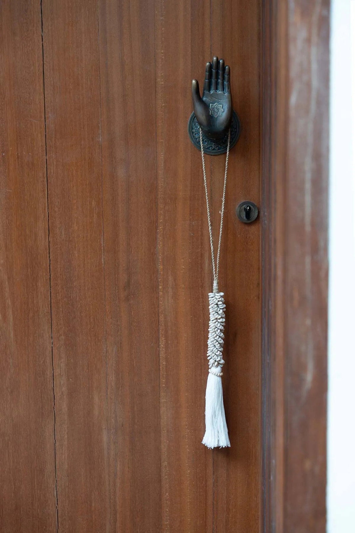 The Cowrie & Cotton Tassel - Natural