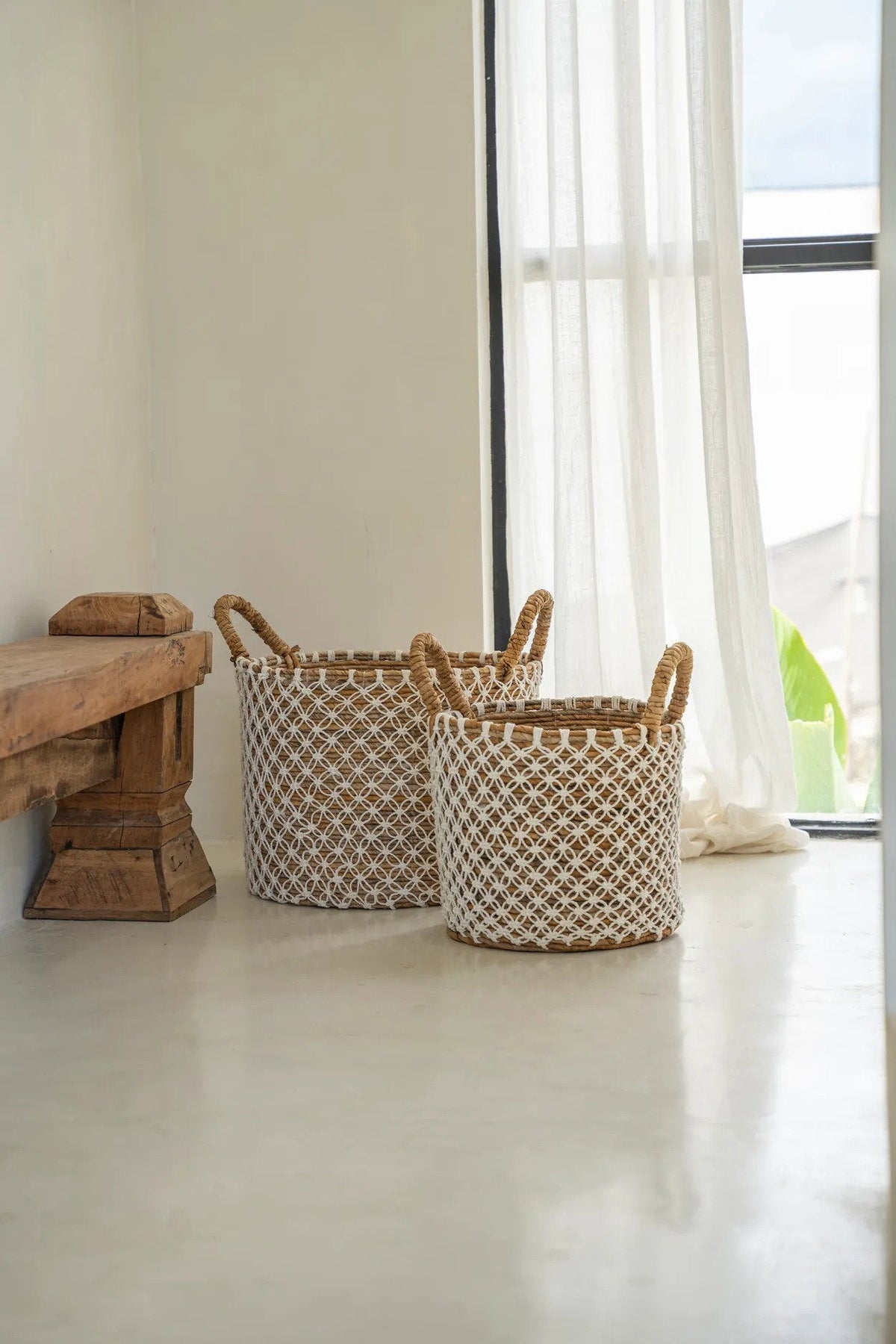 The Cross-Stitched Macramé Basket - M