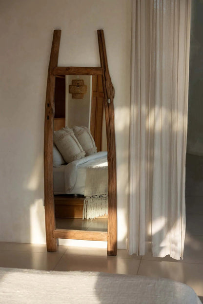 The Fabulook Dressing Room Mirror - Natural