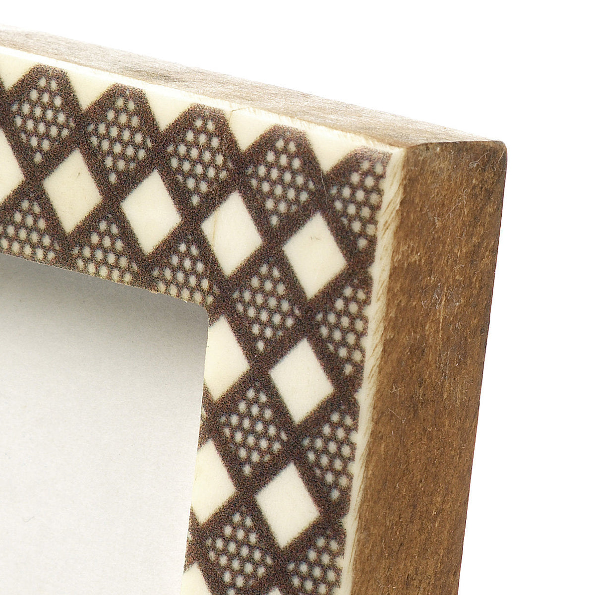 The Diamond Cut Frame - White Brown - 5x7