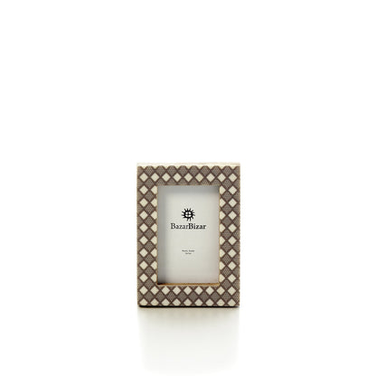 The Diamond Cut Frame - White Brown - 5x7