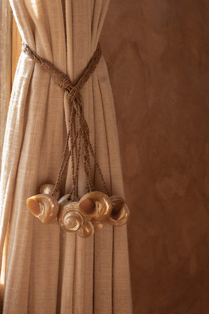 The Conch Shell Tassel - Natural