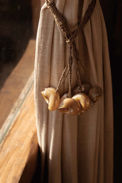 The Conch Shell Tassel - Natural