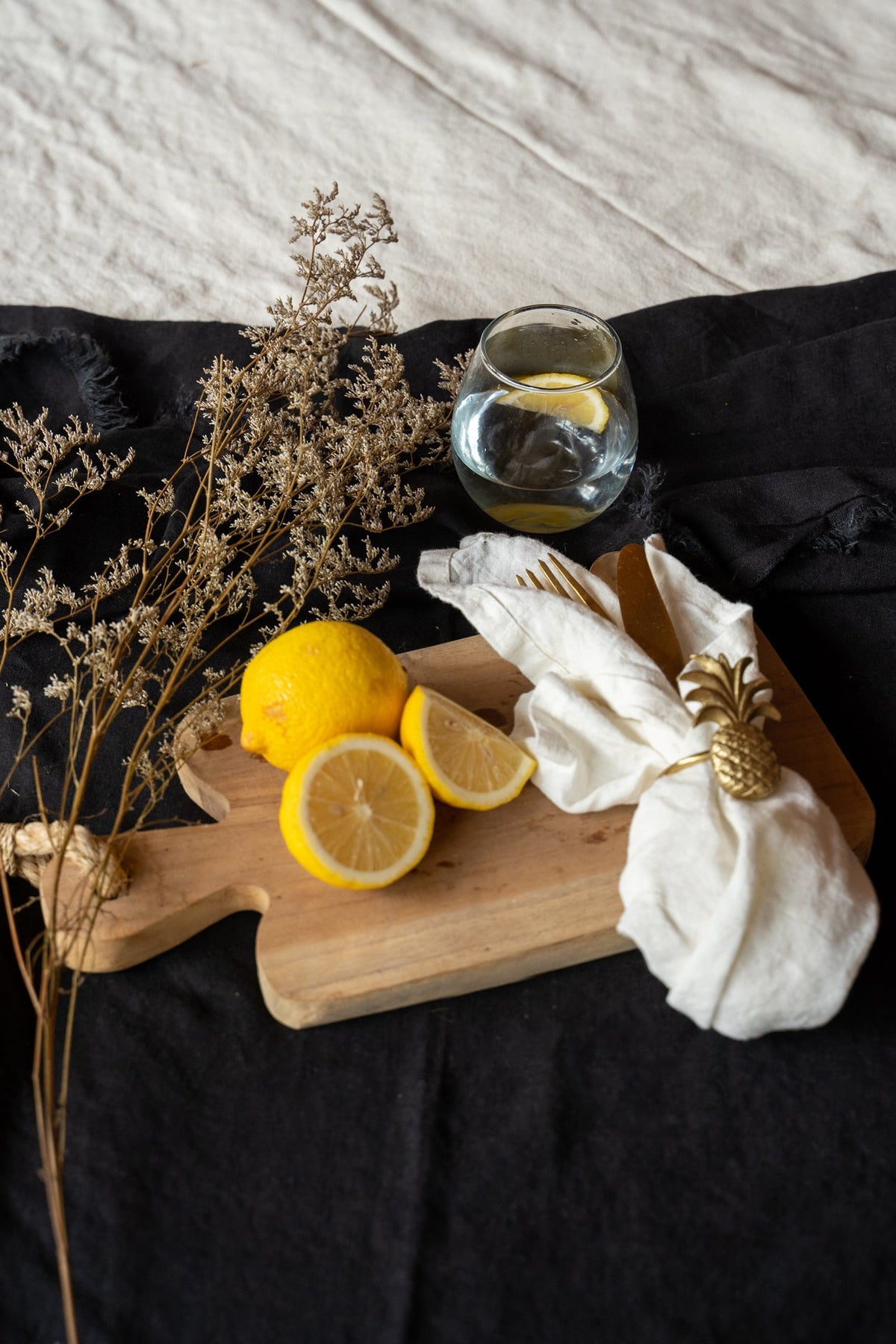 The Linen Napkin - White