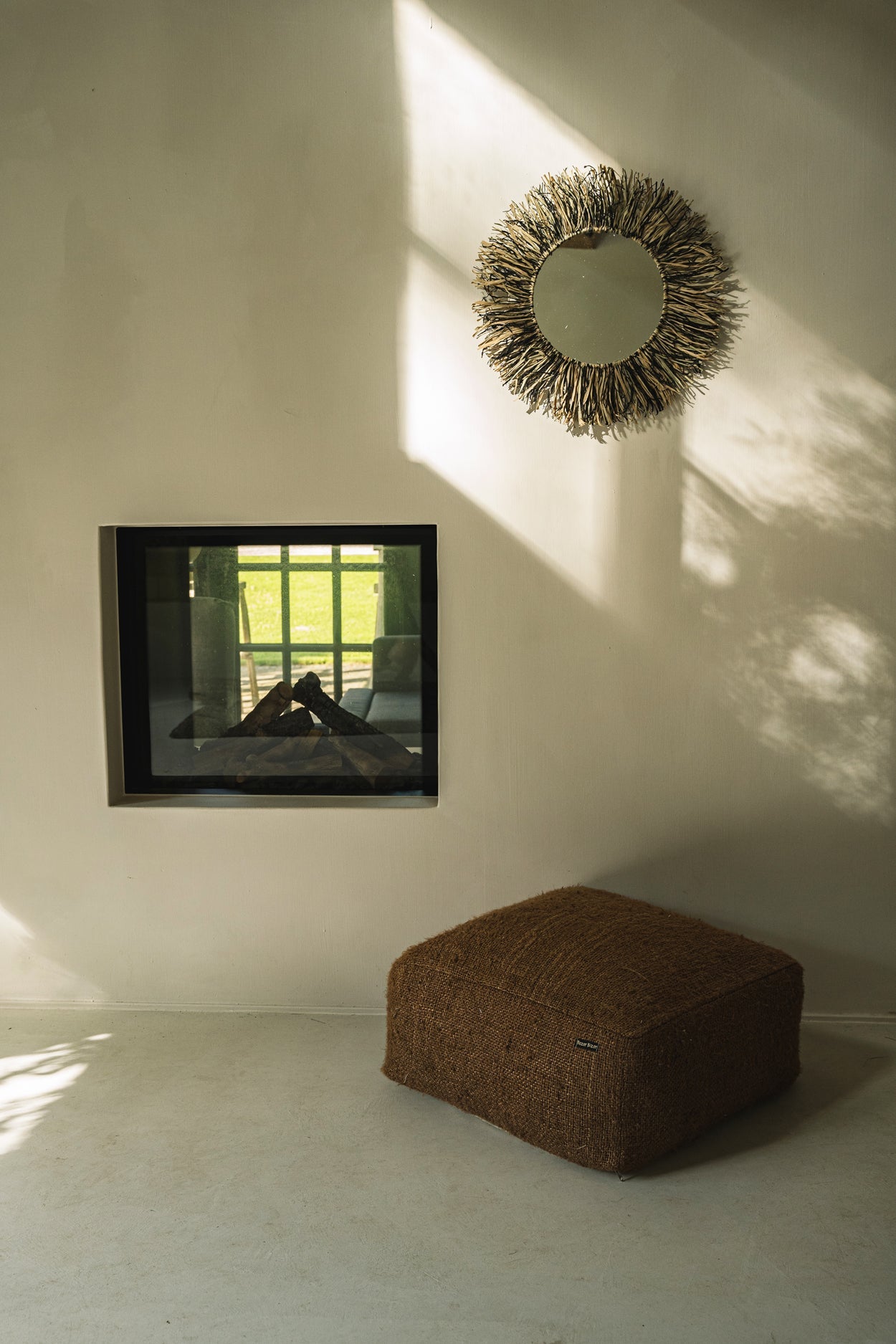 The Raffia Fringe Mirror - Natural Black - M