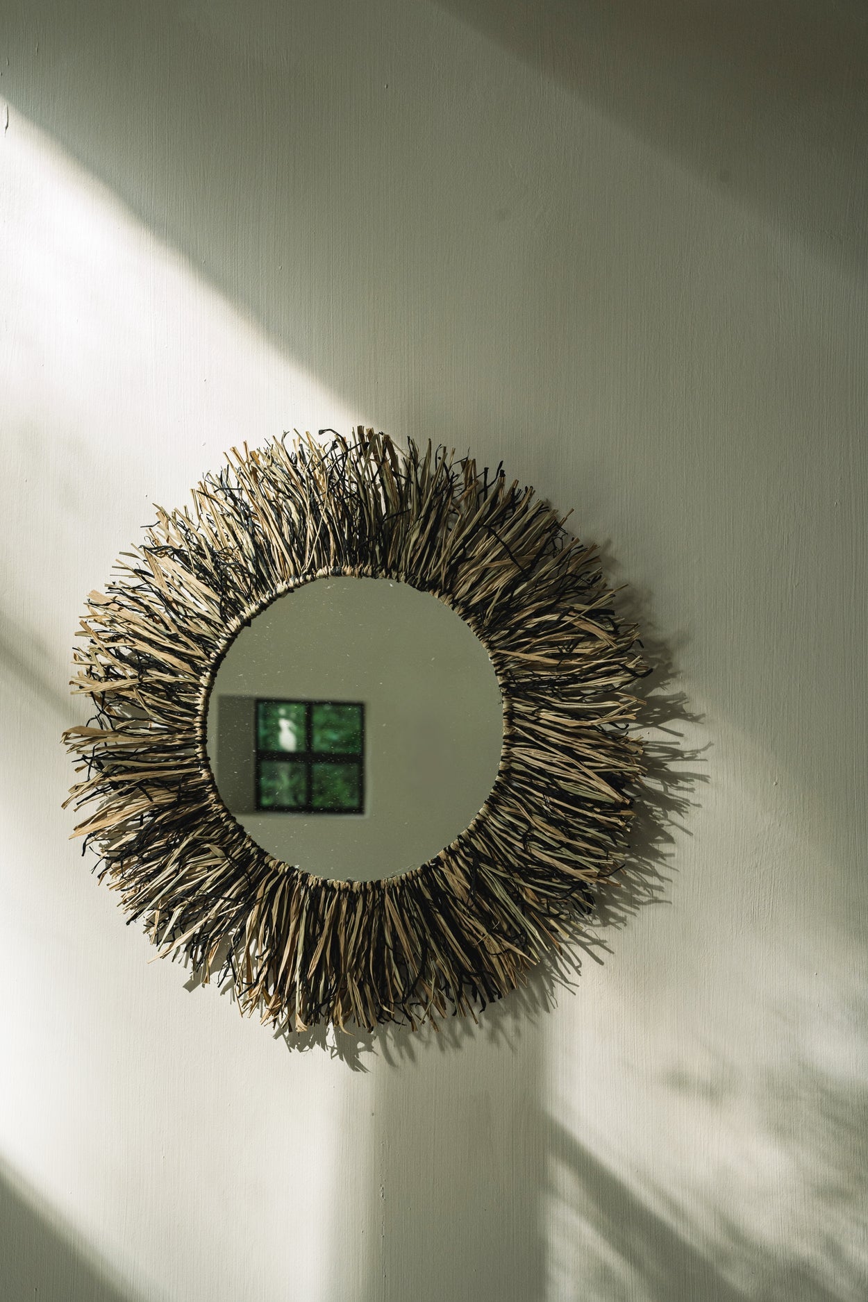 The Raffia Fringe Mirror - Natural Black - M