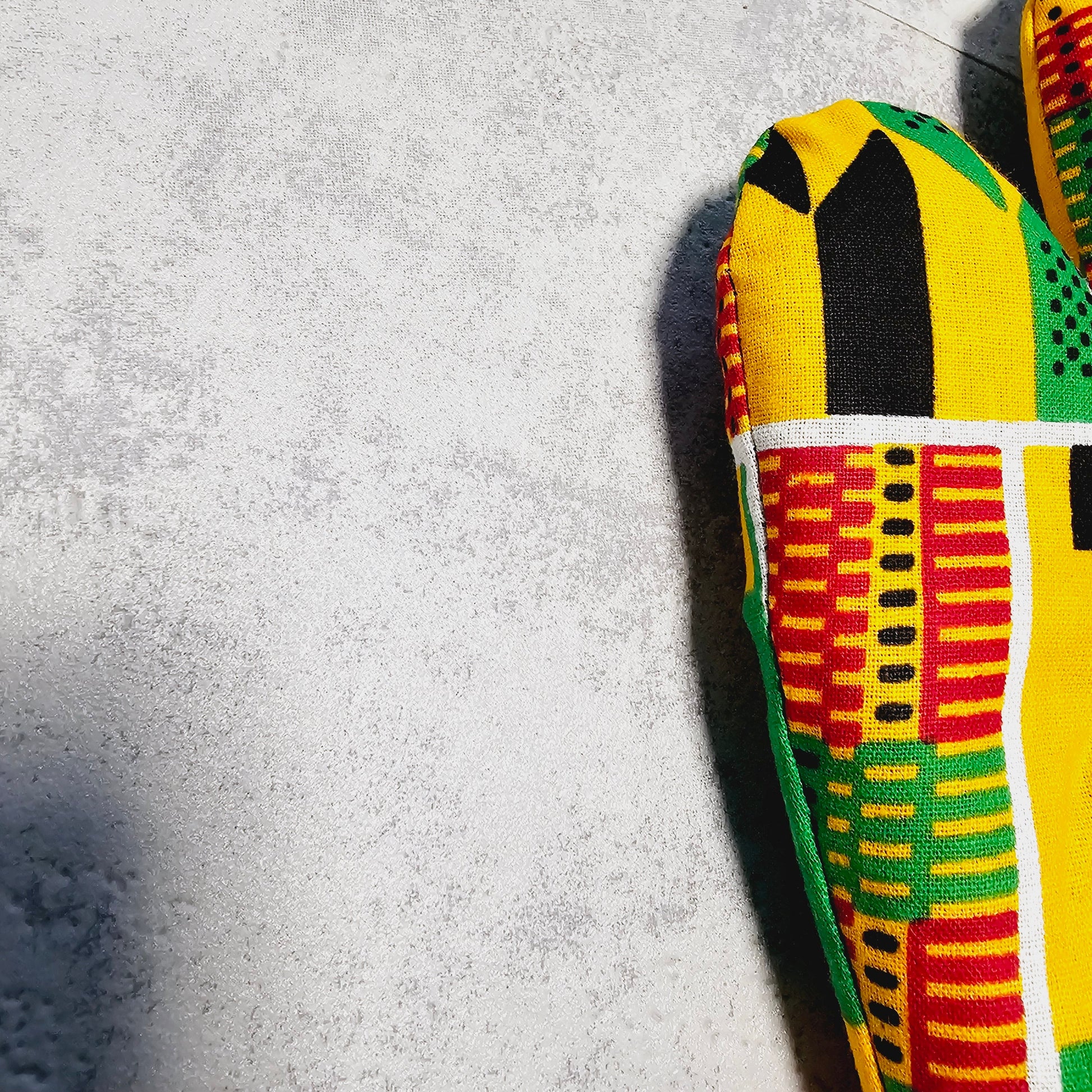Set of 2 Oven Gloves | African Print 100% Cotton Fabric-2
