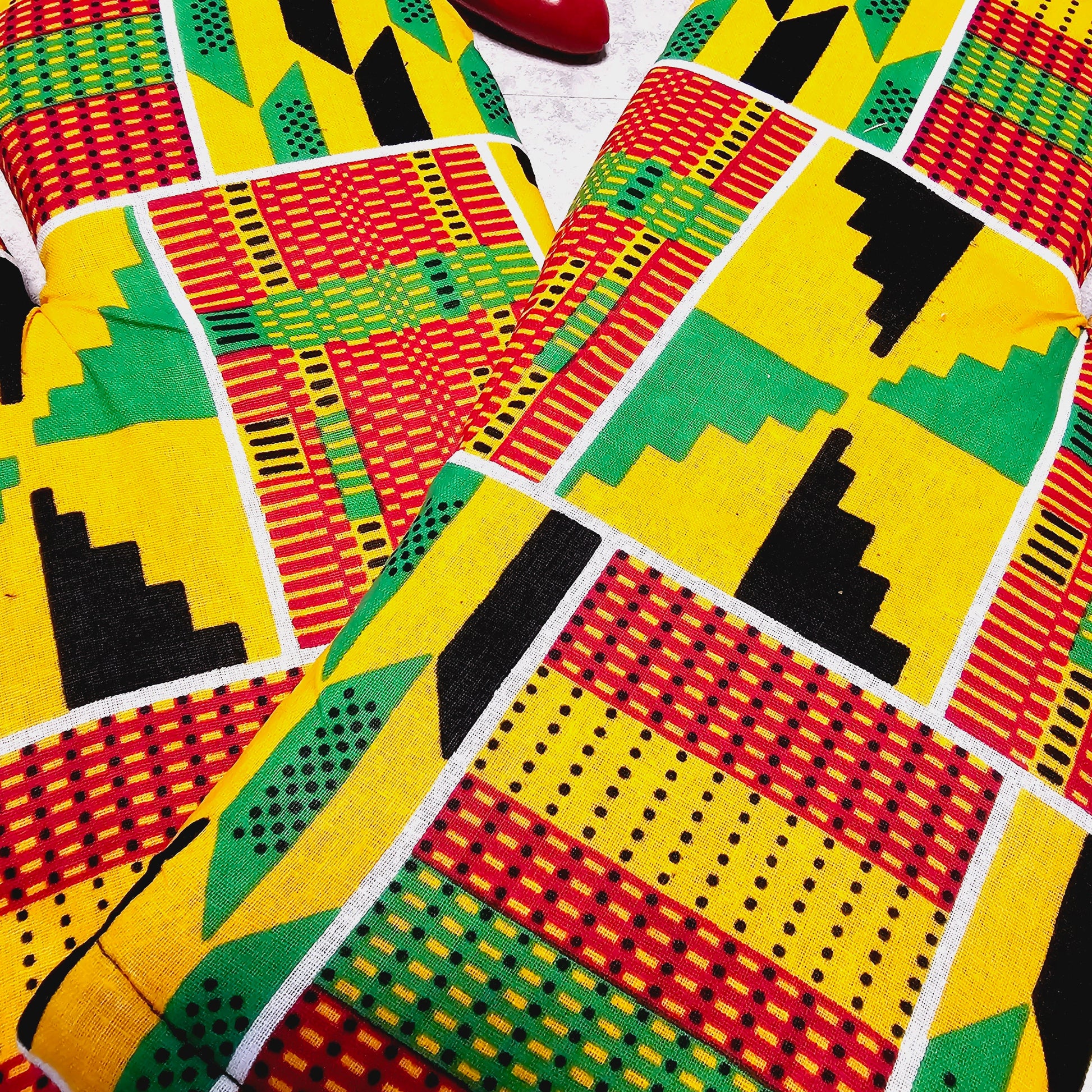 Set of 2 Oven Gloves | African Print 100% Cotton Fabric-3