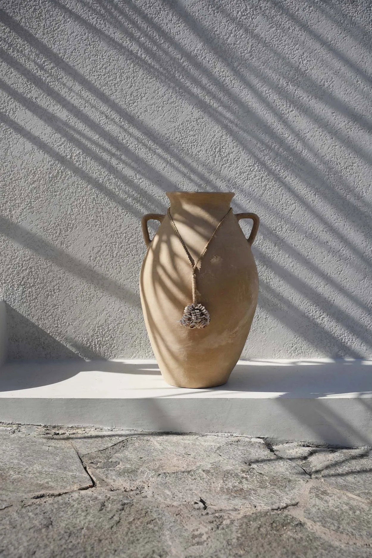 The Door Shell Cowrie Tassel - Natural