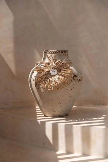 The Raffia Flower Tassel - Natural