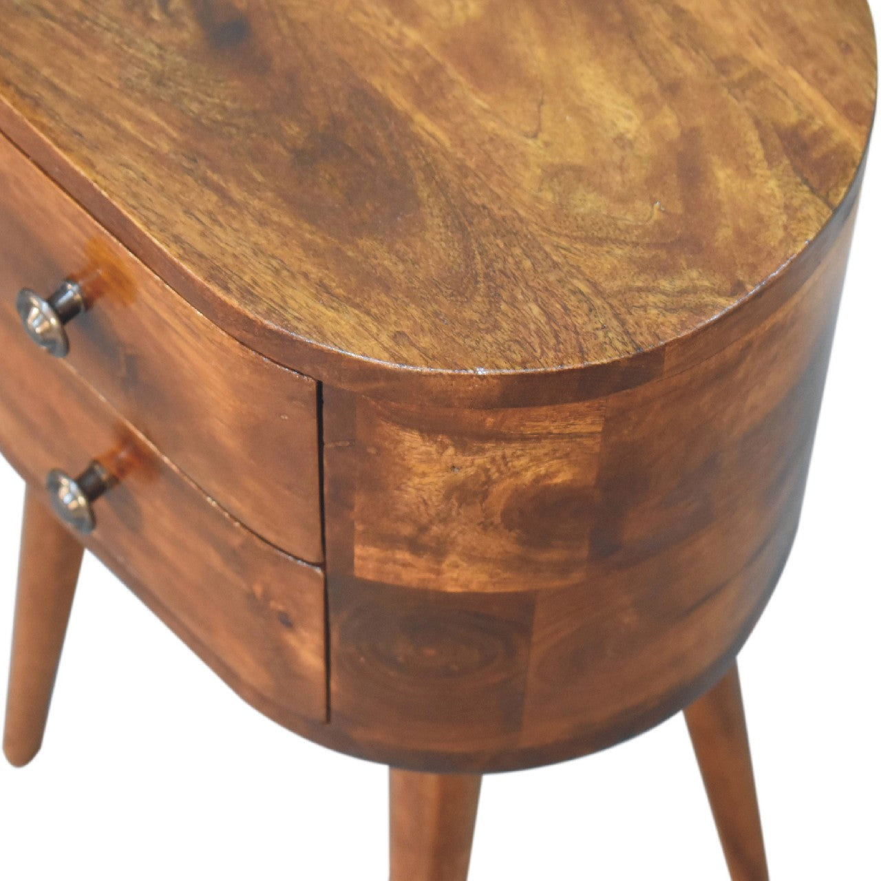 Mini Table de Chevet Arrondie en Bois Châtaignier