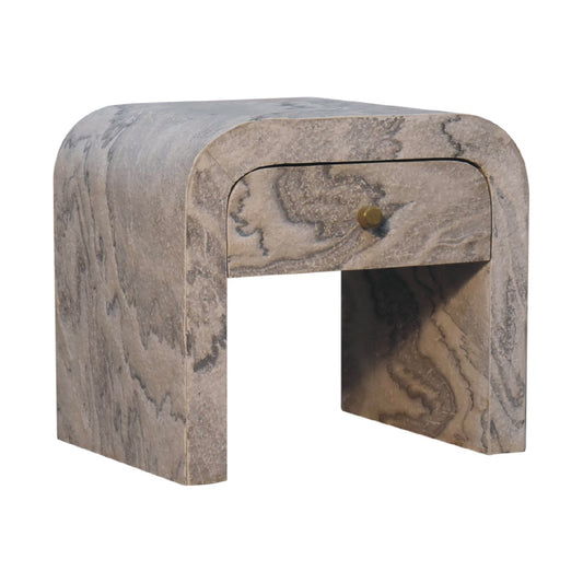Nouveau Comodino