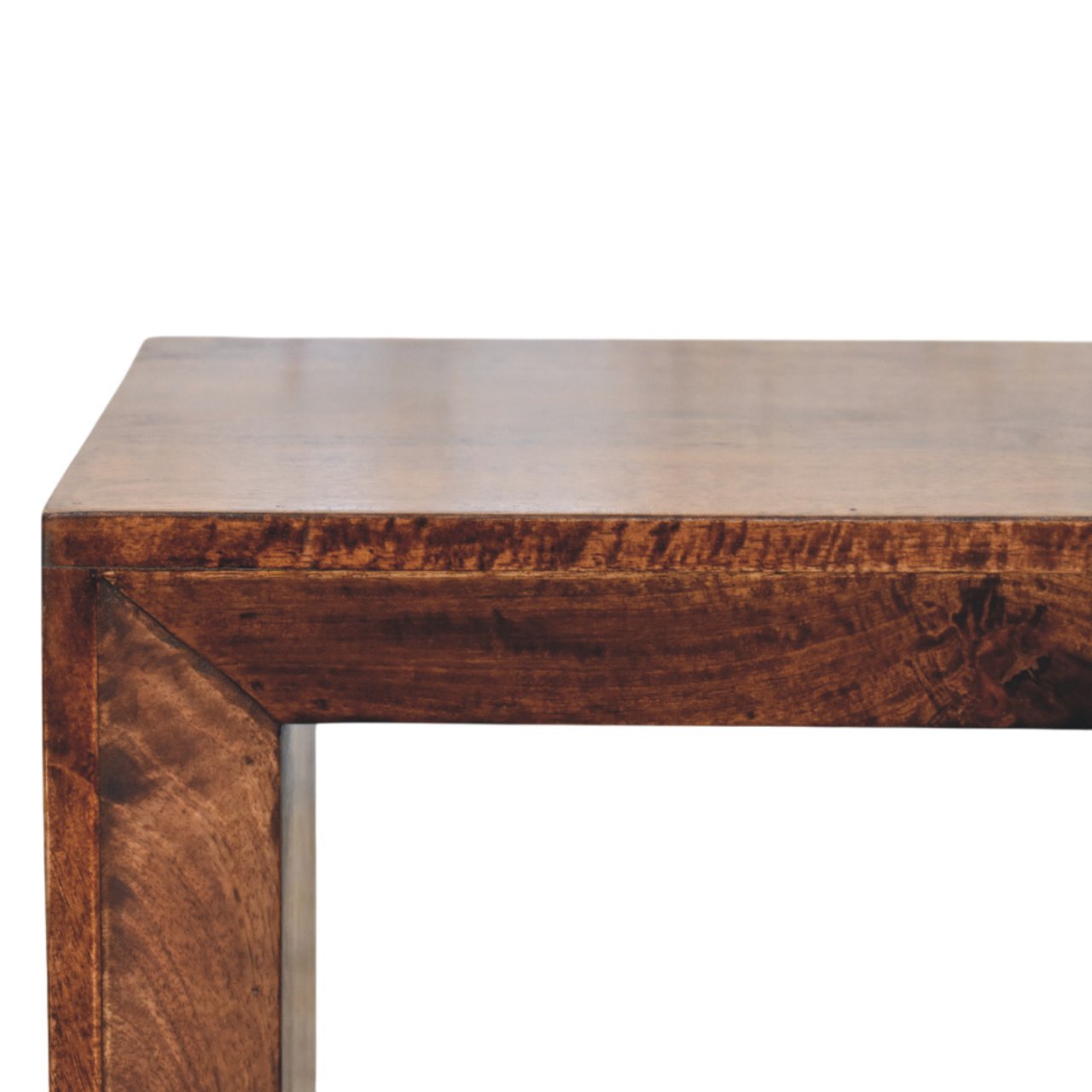 Solis Offenes Beistelltisch aus California Walnut
