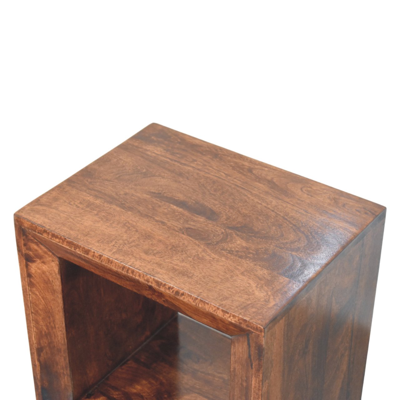 Solis Offenes Beistelltisch aus California Walnut