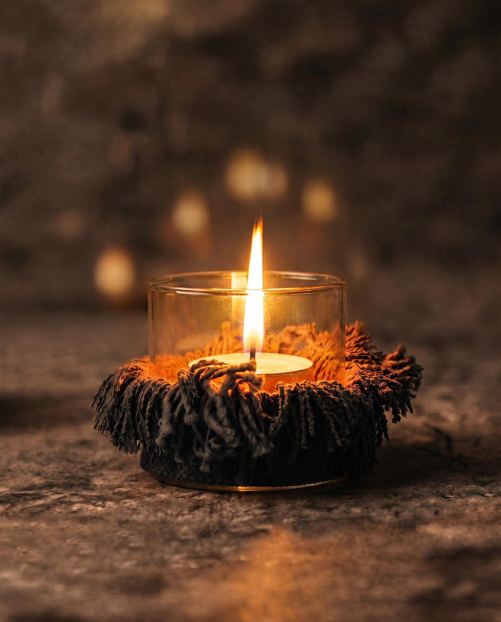 The Oh My Gee Candle Holder - Black Velvet - S