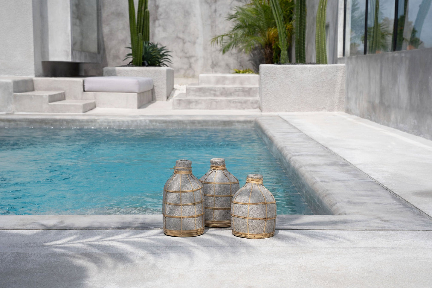 The Whoopy Vase - Natural Concrete - M